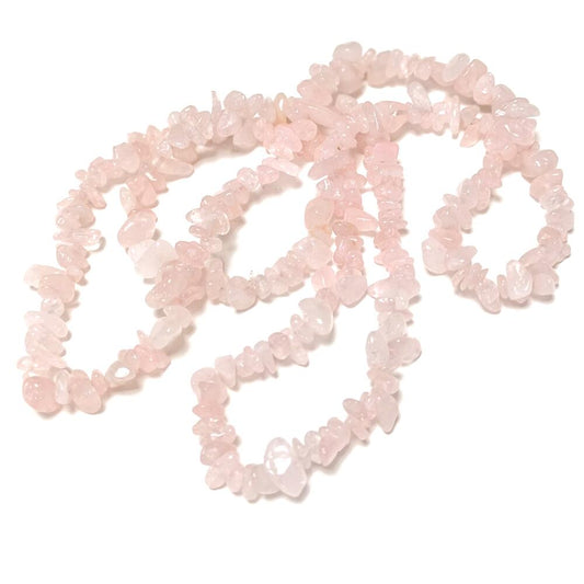 A strand of 200+ rose quartz beads, pink in colour, 5-8mm in size, chip shaped