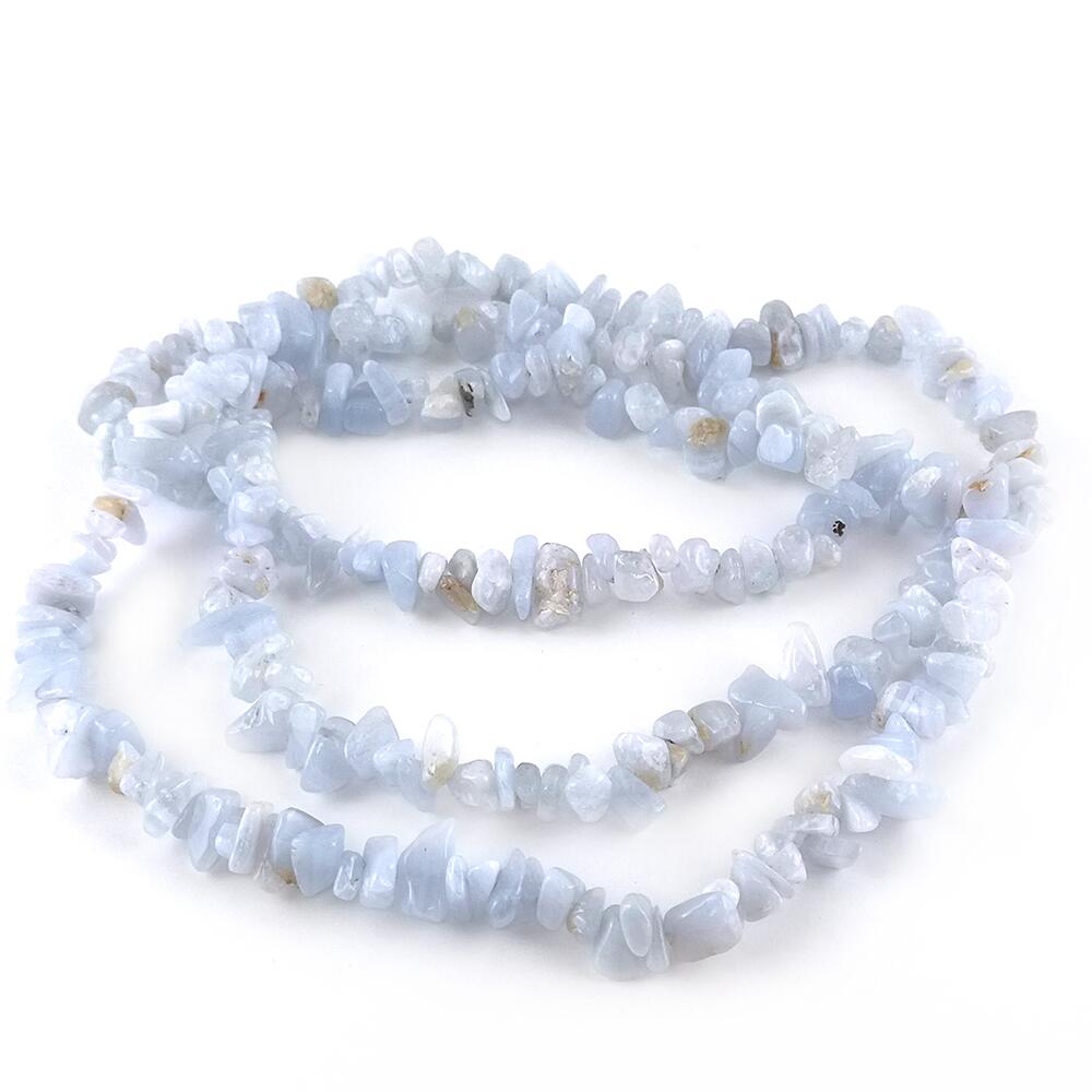 A strand of 200+ lace agate beads, blue in colour, 5-8mm in size, chip shaped